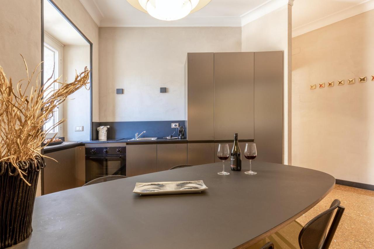 Rome As You Feel - Torre Argentina Art Apartment Luaran gambar