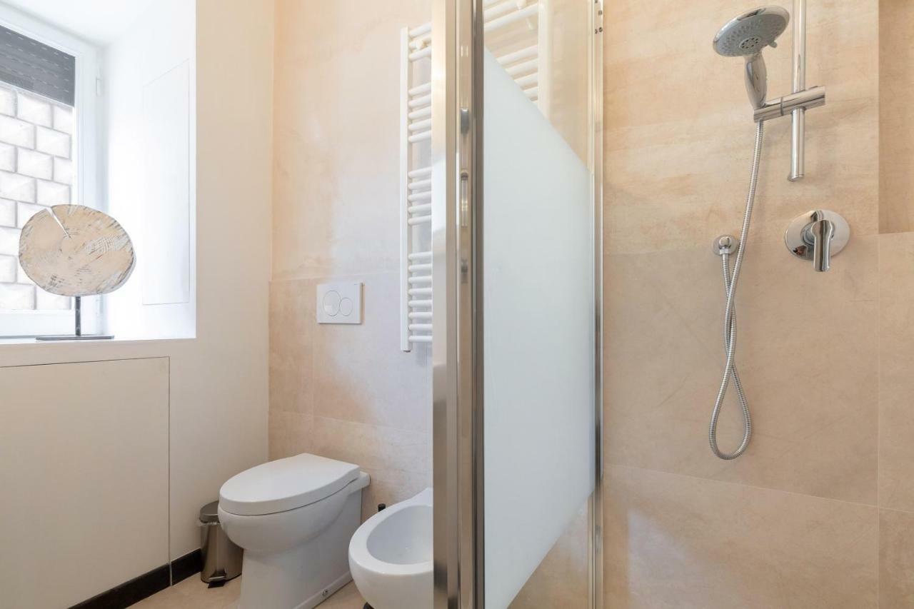 Rome As You Feel - Torre Argentina Art Apartment Luaran gambar