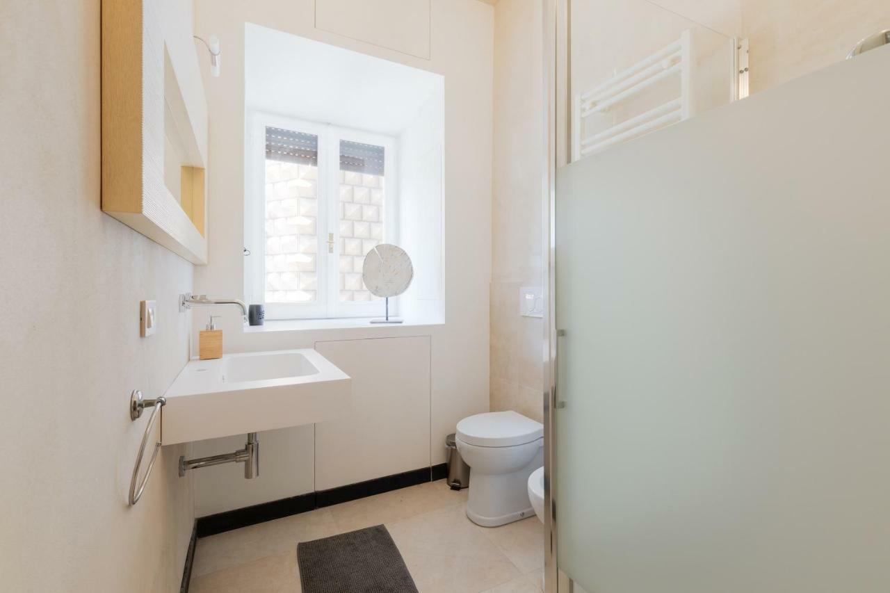 Rome As You Feel - Torre Argentina Art Apartment Luaran gambar